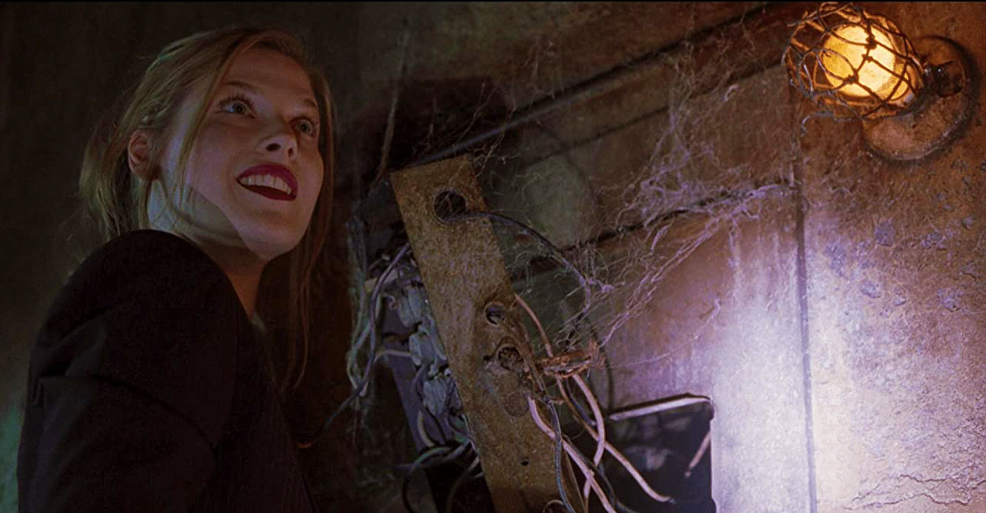 THE HOUSE ON HAUNTED HILL - 1999 - Ali Larter